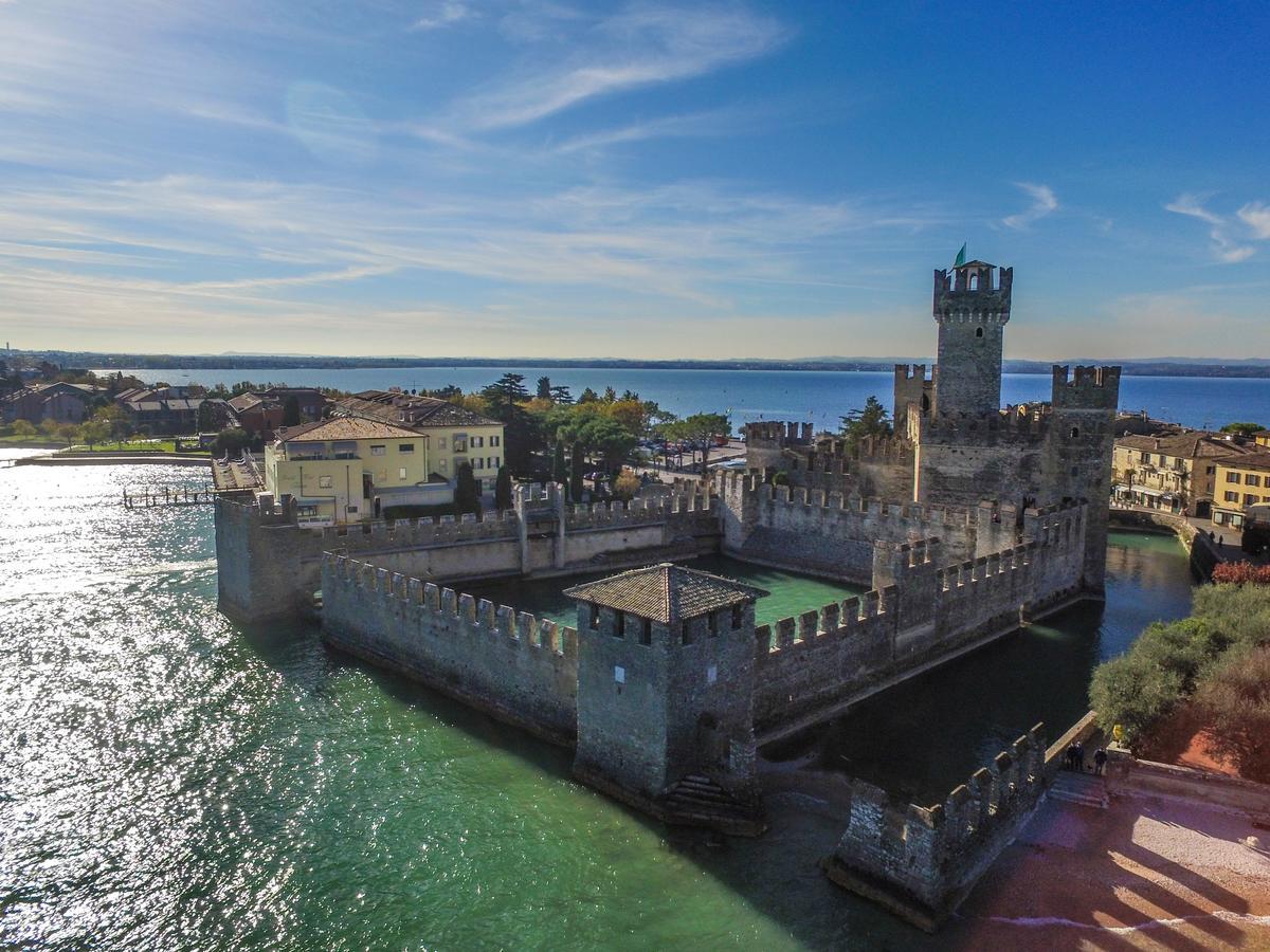Aurora Home Sirmione Exterior photo